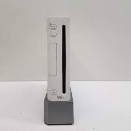Nintendo Wii Console W/ Game & Accessories alternative image