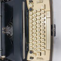 Vintage 70's Sears Electric 12 Electric Power 12 Electronic Portable Typewriter alternative image