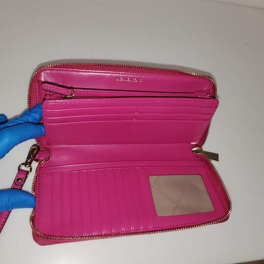 Michael Kors Women's Pink Wallet B1-2108 image number 2