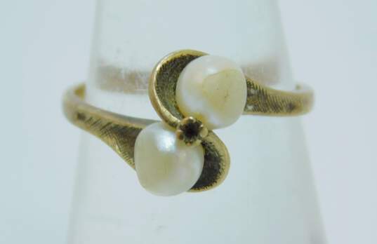 Vintage 10K Yellow Gold Pearl & Spinel Bypass Ring 2.8g image number 1