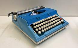 Sears "Malibu" Manual Typewriter alternative image