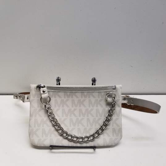 Michael Kors Signature White Pouch image number 1