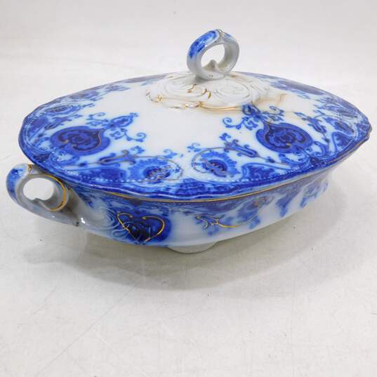 Antique Wedgwood Semi-Porcelain Covered Serving Dish image number 2