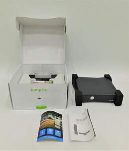 Xbox 360 W/ Kinect 4GB Console In Box alternative image