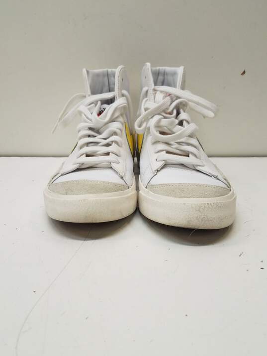 Nike Blazer Mid 77 Vintage Opti Yellow, White Sneakers BQ6806-101 Size 7 image number 2
