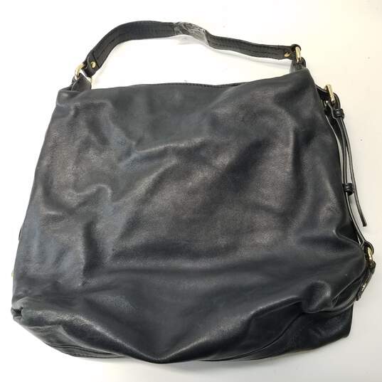 Michael Kors Black Leather Shoulder Hobo Tote Bag image number 4