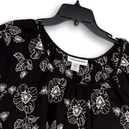 NWT Womens Black Floral Short Sleeve Round Neck Pullover Blouse Top Size 2X image number 2