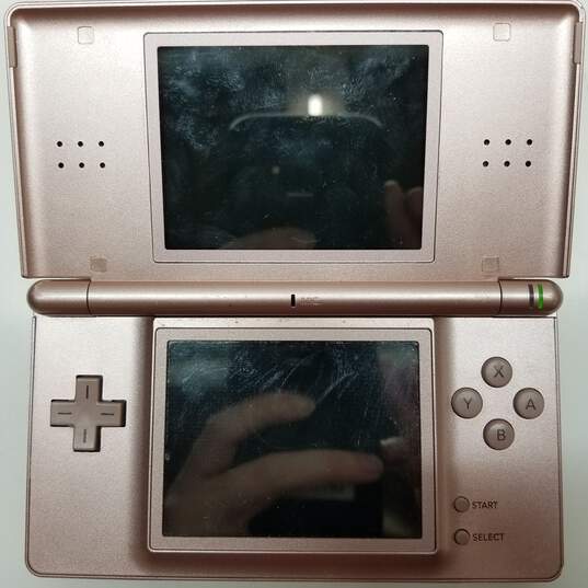Pink Nintendo DS Lite For Parts/Repair image number 1