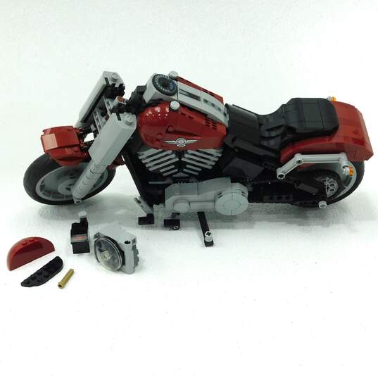 LEGO Creator 10269 Harley-Davidson Fat Boy Motorcycle Open Set image number 1