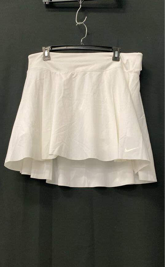 Nike Women's White Active Skirt- 1X NWT image number 1