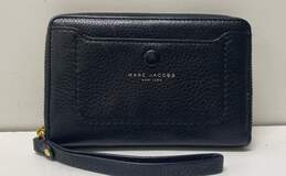 Marc By Marc Jacobs Black Leather Zip Around Card Wallet