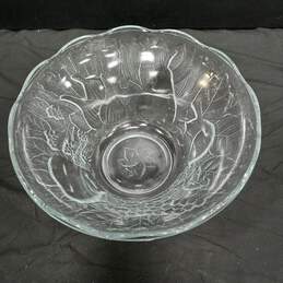 Vintage Clear Pressed Glass Fruit Bowl alternative image