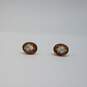 18k Gold Cameo Banquet Post Earrings 2.4g image number 1