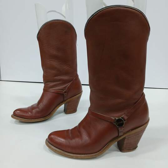 Laredo Women's Brown Leather Western Style Boots Size 7 image number 2
