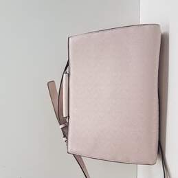 Guess Handbag/Shoulder Bag alternative image