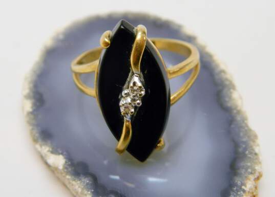 Vintage 14K Yellow Gold Onyx & Diamond Accent Ring 3.2g image number 1