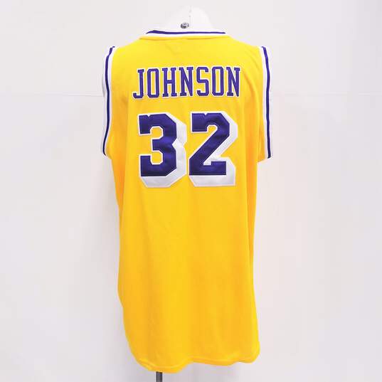 Mitchell & Ness Hardwood Classic L.A. Lakers Magic Johnson #32 Gold Jersey Sz. XL image number 2