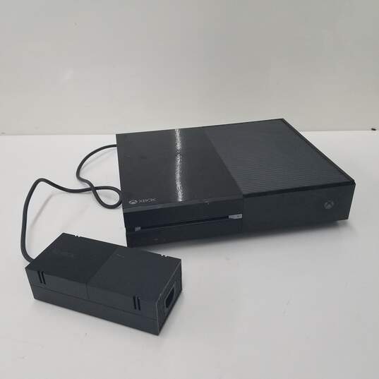 Microsoft XBox ONE Game Console 500 GB Model 1540 w Power Chord P & R ONLY image number 1