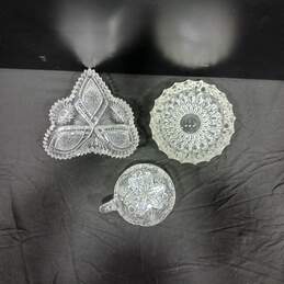 Set of 3 Assorted Vintage Cut Crystal Glass Candy Bowls & Ash Tray alternative image