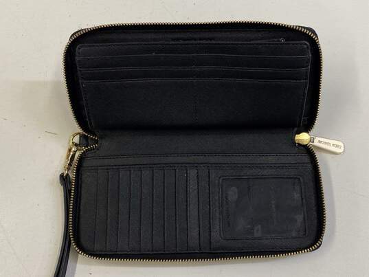 Michael Kors Continental Travel Black Leather Zip Around Card Organizer Wallet image number 6