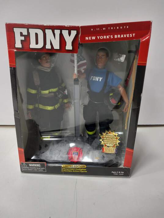FDNY New York's Bravest Figurines IOB image number 1