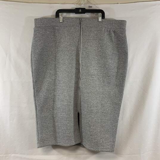 Women's Grey Marled Torrid Zip-Front Pencil Skirt, Sz. 3 image number 1