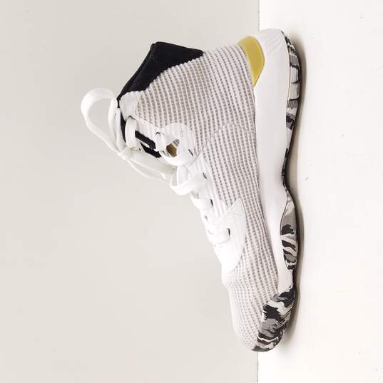 Adidas Men's Pro Bounce 2019 Basketball Shoe Size 7.5 image number 2