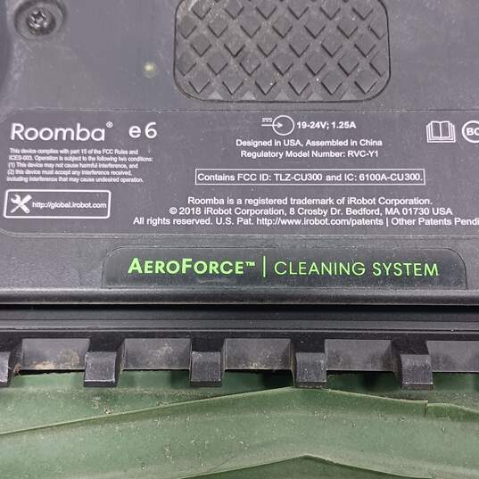 iRobot Roomba e6 Robot Vacuum w/Charger image number 2