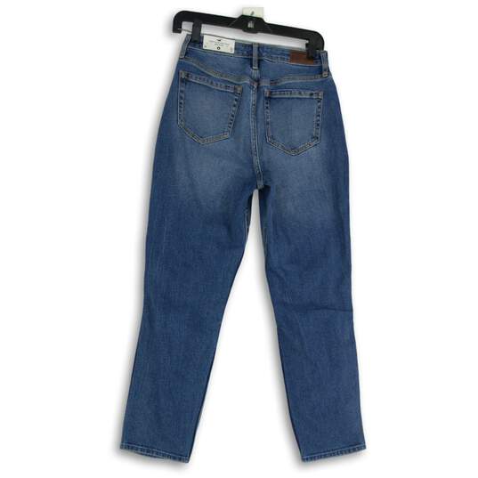 NWT Hollister Womens Blue Denim Ultra High-Rise Curvy Mom Jeans Size W27 L27 image number 2
