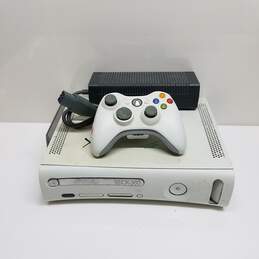 Microsoft Xbox 360 Fat 250GB Console Bundle Controller & Games #1 alternative image