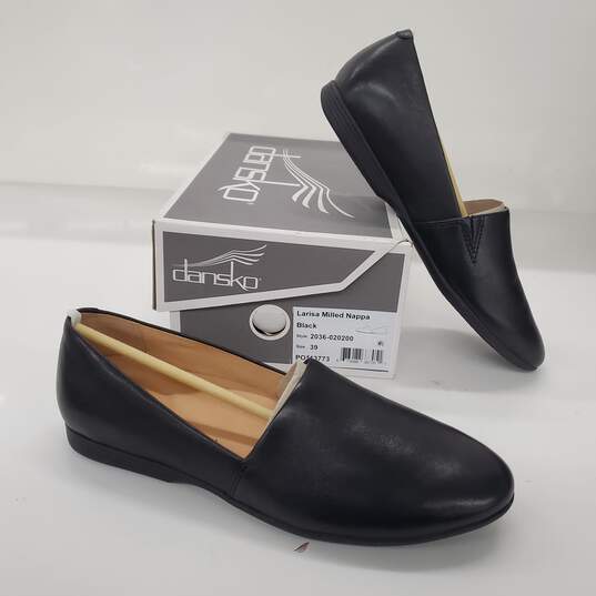 Dansko Women's Larisa Milled Nappa Black Leather Flats Size 9 image number 1