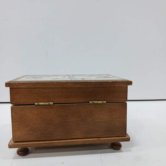 Linden Wooden Jewelry Music Box image number 3
