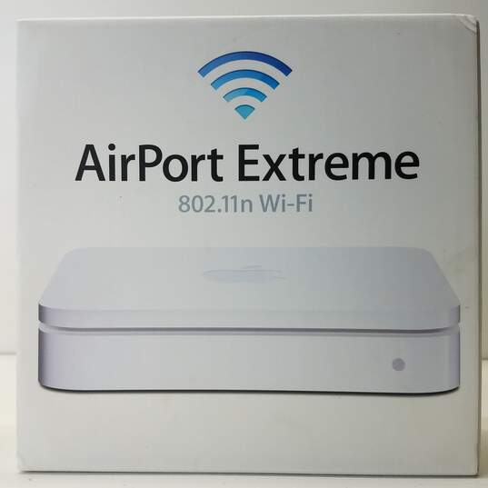 Lot of 2 Apple AirPort Extreme Wireless Router Base Stations image number 9