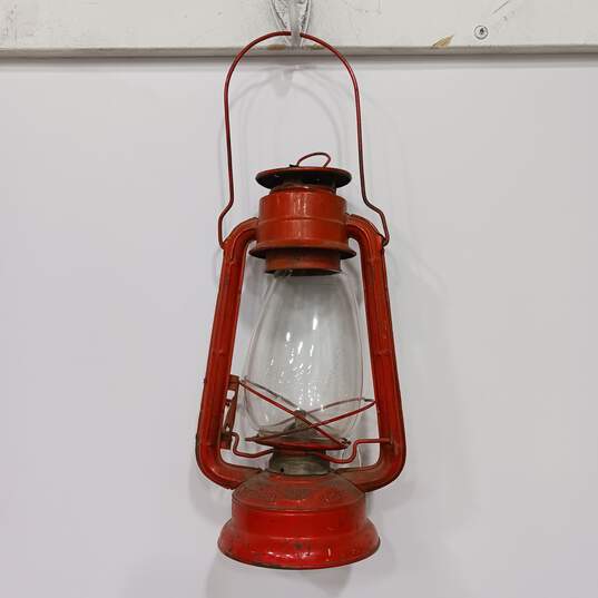 Vintage Winged Wheel Red Metal Oil Lamp No. 500 image number 1