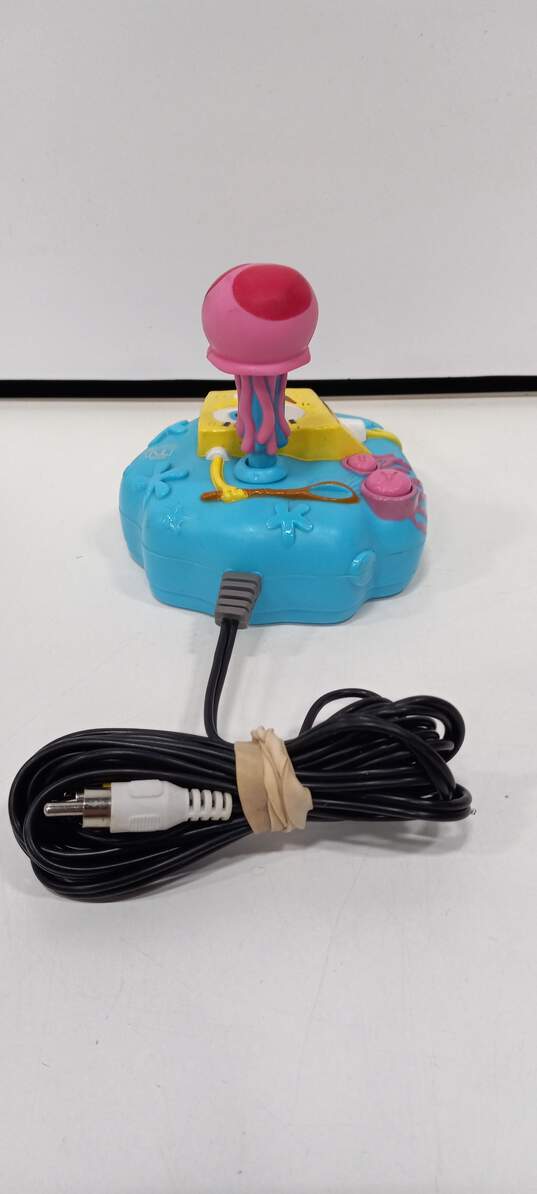 SpongeBob SquarePants Jellyfish Plug And Play TV Game image number 3