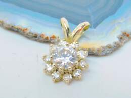 14K White Gold 0.50 CTTW Diamond Flower Pendant 0.6g