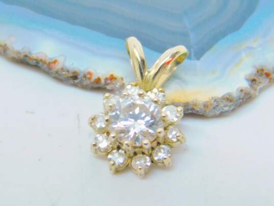 14K White Gold 0.50 CTTW Diamond Flower Pendant 0.6g image number 1