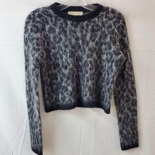 Michael Kors Wool Blend Gray Leopard Print Fuzzy Cropped Sweater Size XXS image number 1