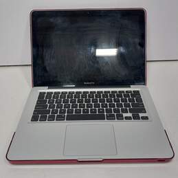Apple 13-Inch Mac Book Pro (Mid-2012) w/ Red Case alternative image