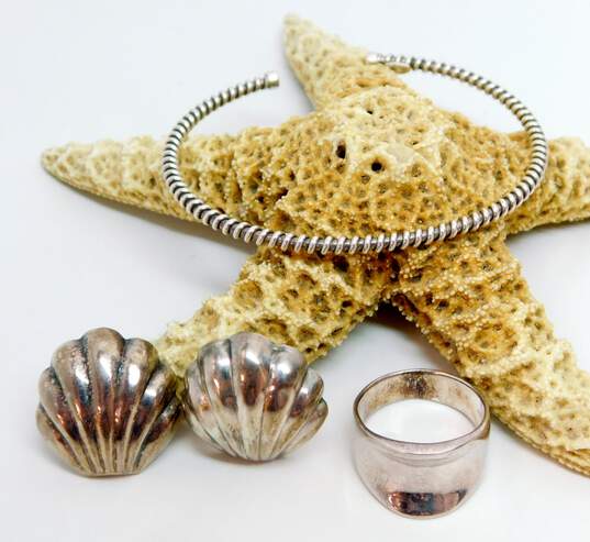 Dyadema & Artisan 925 Puffed Ridged Sea Shell Post Earrings Modernist Concave Band Ring & Coiled Cuff Bracelet 19.1g image number 1