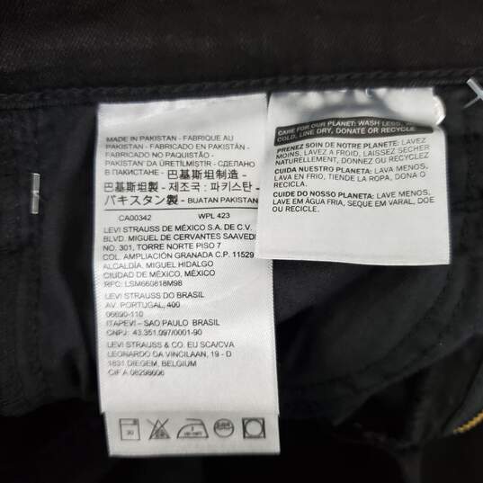 NWT Levi's WM's Mile High Super Skinny Black Denim Jeans Size 25x 30 image number 4