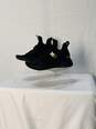 Women's Black/Gold Puma Sneakers Size: 6 image number 2