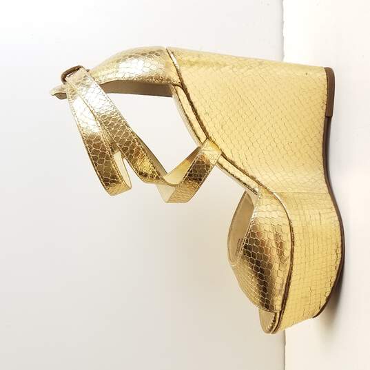 Michael Kors Platform Wedges Size 7, Gold image number 2