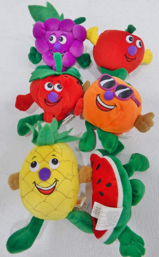 VTG 1996 Toy Box Creations Veggie Friends Fruit Seedies Plush Toys Set of 6 image number 1