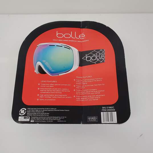 Bolle Sealed Adult Med/Large Spherical Snow Goggle w/ Bent Card Backing Product Item 2000502 image number 1