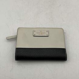 Kate Spade New York Womens Black White Leather Card Slots Magnetic Bifold Wallet