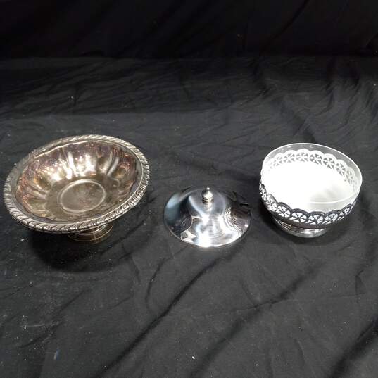 Silver Plate Serving Pieces image number 2