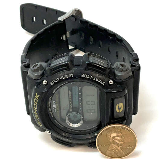 Designer Casio 3232 G-Shock Black Adjustable Strap Digital Wristwatch image number 2
