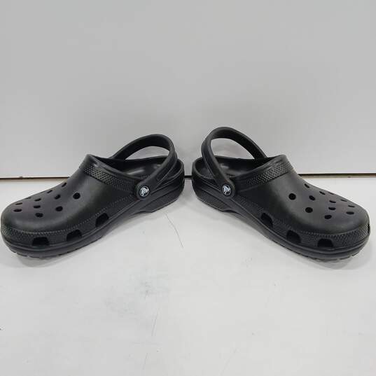 Women's Crocs Black Clogs Sz W9 image number 2