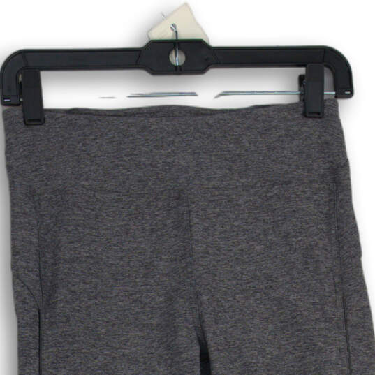 Womens Gray Elastic Waist Pull-On Wunder Under Cropped Leggings Size 6 image number 3